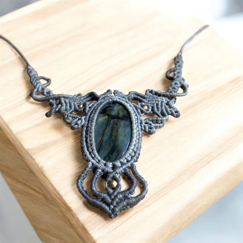Dark Labradorite Macrame Necklace - Grey Wide Weave