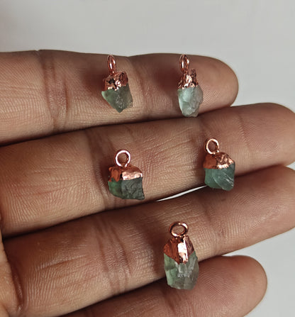 Trendy 10To15mm Aquamarine Raw Gemstone Pendant Brass Golden Color Electroplated Setting Pendant Uneven Shape Pendant For Happy Birthday Gift's Pendant