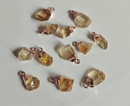 Trendy 10To15mm Citrine Raw Gemstone Pendant Brass Golden Color Electroplated Setting Pendant Uneven Shape Pendant For Happy Birthday Gift's Pendant