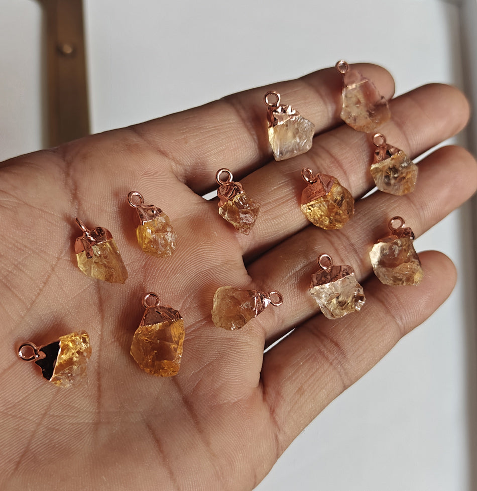 Trendy 10To15mm Citrine Raw Gemstone Pendant Brass Golden Color Electroplated Setting Pendant Uneven Shape Pendant For Happy Birthday Gift's Pendant