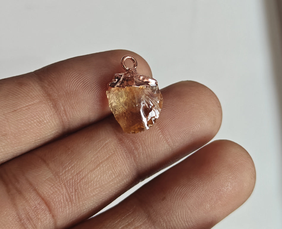 8To12mm Citrine Raw Gemstone Pendant Brass Golden Color Electroplated Setting Pendant Drop Shape Pendant For Happy Birthday Gift's Pendant