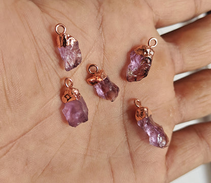 Trendy 10To15mm Amethyst Raw Gemstone Pendant Brass Golden Color Electroplated Setting Pendant Uneven Shape Pendant For Happy Birthday Gift's Pendant