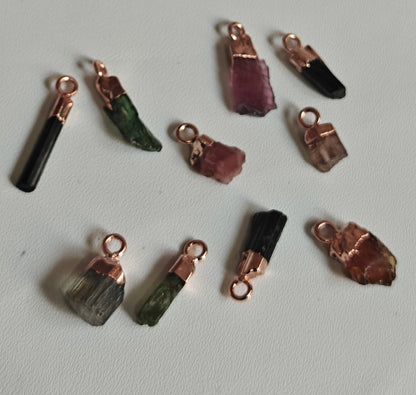 Trendy 10To15mm Multi Tourmaline Raw Gemstone Pendant Brass Golden Color Electroplated Setting Pendant Uneven Shape Pendant For Happy Birthday Gift's Pendant