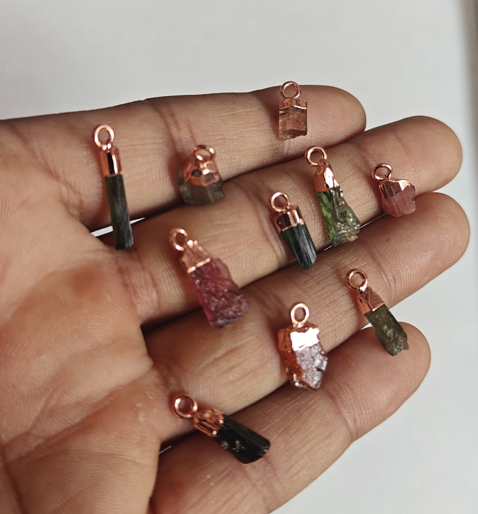 Trendy 10To15mm Multi Tourmaline Raw Gemstone Pendant Brass Golden Color Electroplated Setting Pendant Uneven Shape Pendant For Happy Birthday Gift's Pendant
