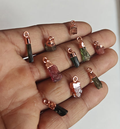 Trendy 10To15mm Multi Tourmaline Raw Gemstone Pendant Brass Golden Color Electroplated Setting Pendant Uneven Shape Pendant For Happy Birthday Gift's Pendant