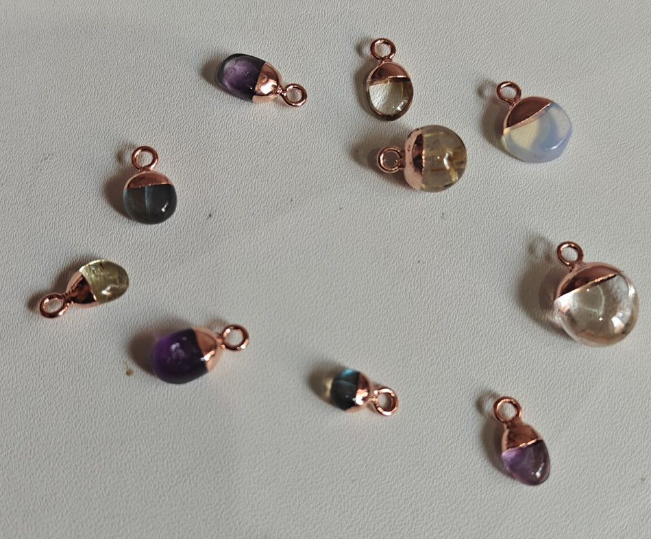 Trendy 8To12mm Mix Stone Drop Raw Gemstone Pendant Brass Golden Color Electroplated Setting Pendant Drop Shape Pendant For Happy Birthday Gift's Pendant