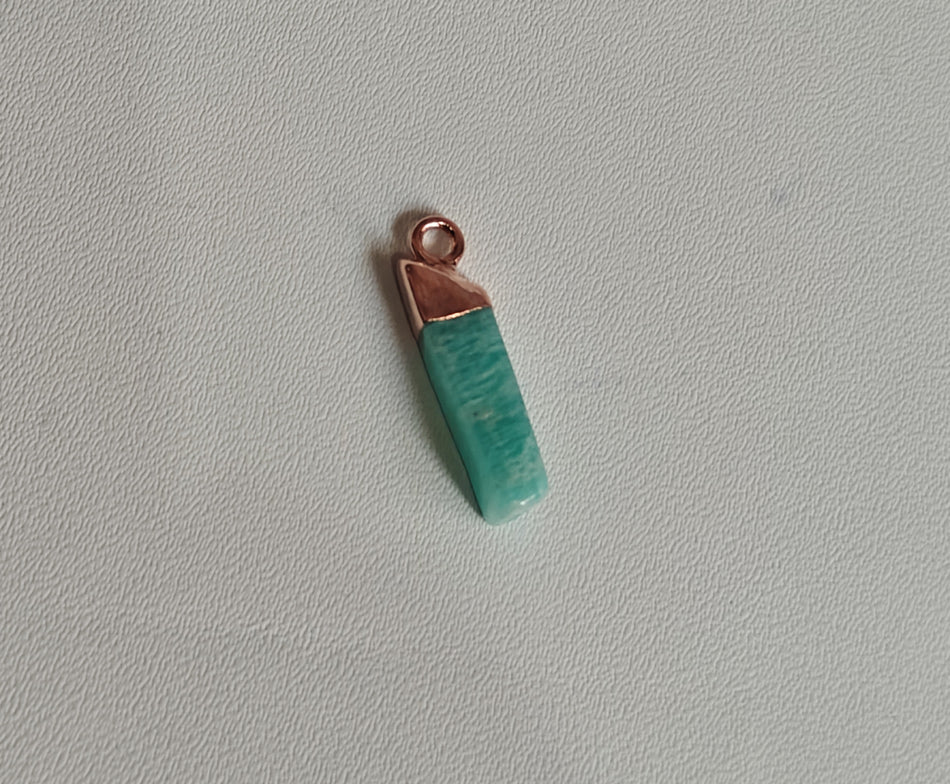 8To12mm Amazonite Scale Raw Gemstone Pendant Brass Golden Color Electroplated Setting Pendant Scale Shape Pendant For Happy Birthday Gift's Pendant