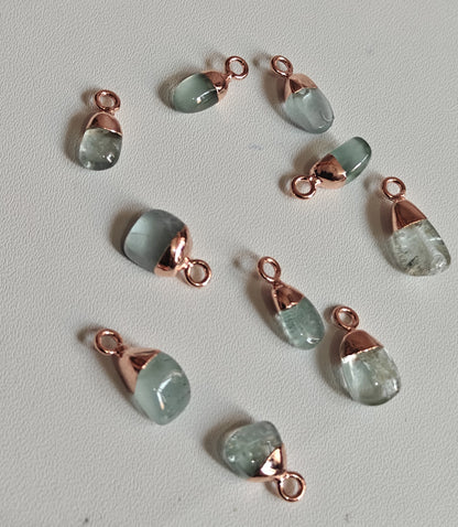 8To12mm Aquamarine Raw Gemstone Pendant Brass Golden Color Electroplated Setting Pendant Drop Shape Pendant For Happy Birthday Gift's Pendant