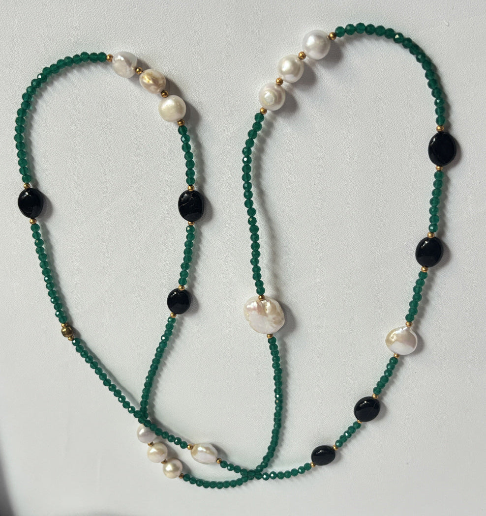 Handmade 10To15mm White Pearl With Black Onyx Uneven Shape Metal Chain Necklace Bezel With Drilled Set Jewelry For Women Gift