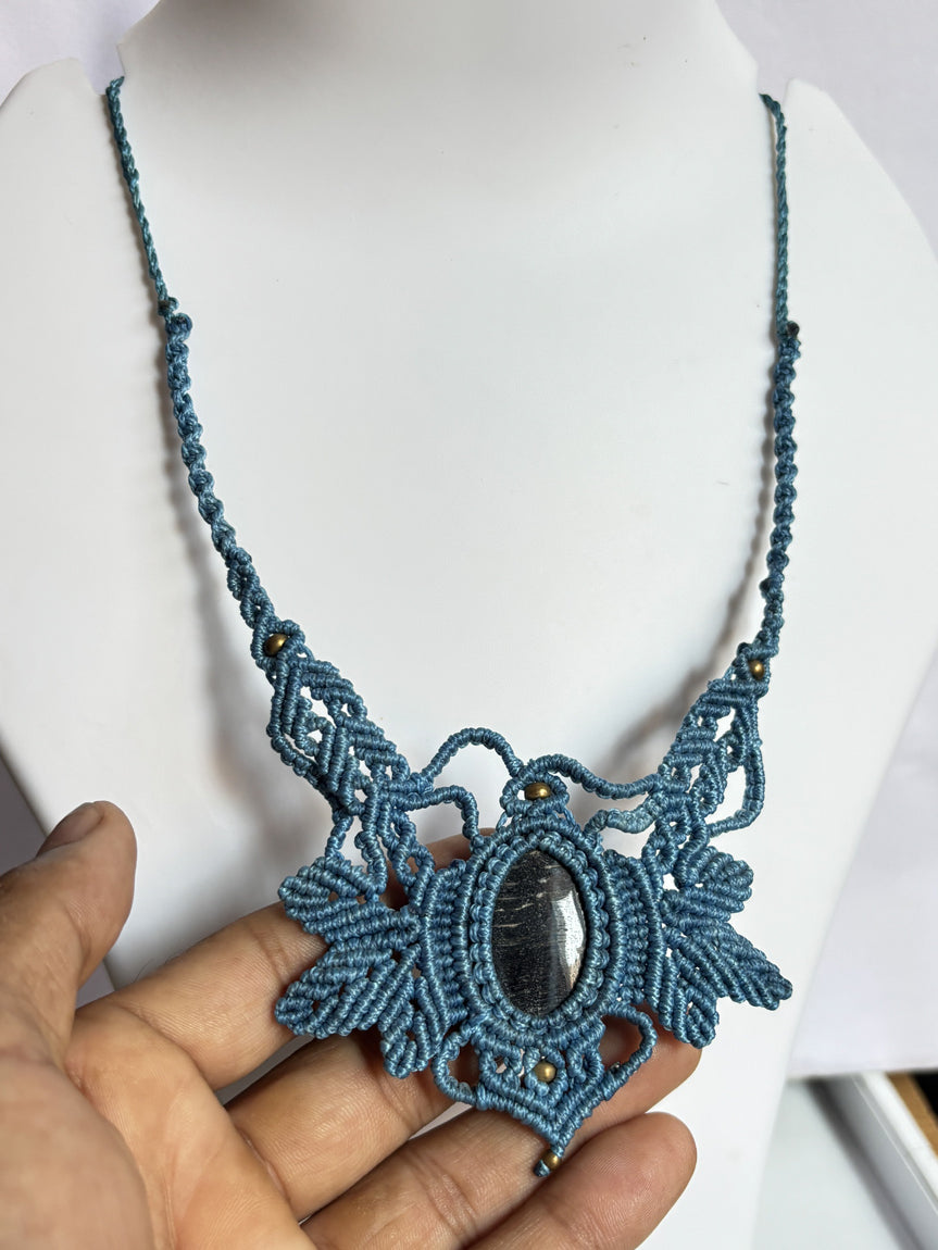 Handmade Macrame Necklace Stone Size 25To30MM Oval Shape Blue Tiger Eye Gemstone Purple Color Threads Necklace For Women And Girl's Jewelry