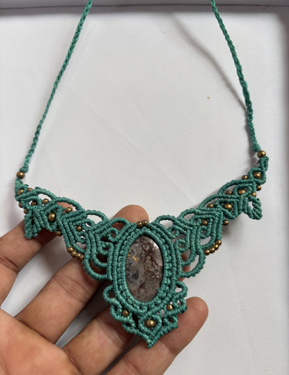 Macrame Labradorite Oval Necklace 25–30mm | Purple Threads