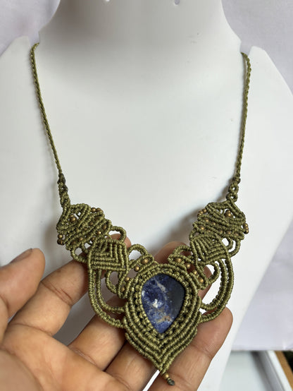 Trendy Handmade Macrame Necklace Stone Size 25To30MM Pear Shape Sodalite Gemstone Golden Color Beads Threads Necklace For Women And Girl's Jewelry
