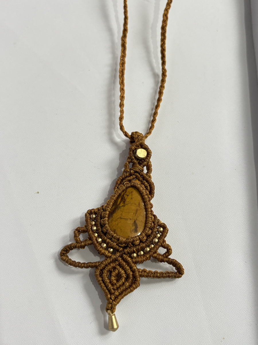 Trendy Crafted By Hand Macrame Necklace Stone Size 20To25MM Pear Shape Tiger Eyes Gemstone Beads Golden Color Threads Bezel Set Necklace For Women And Girl's Jewelry