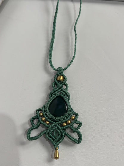 Trendy Crafted By Hand Macrame Necklace Stone Size 20To25MM Heart Shape Black Onyx Gemstone Beads Green Color Threads Bezel Set Necklace For Women And Girl's Jewelry