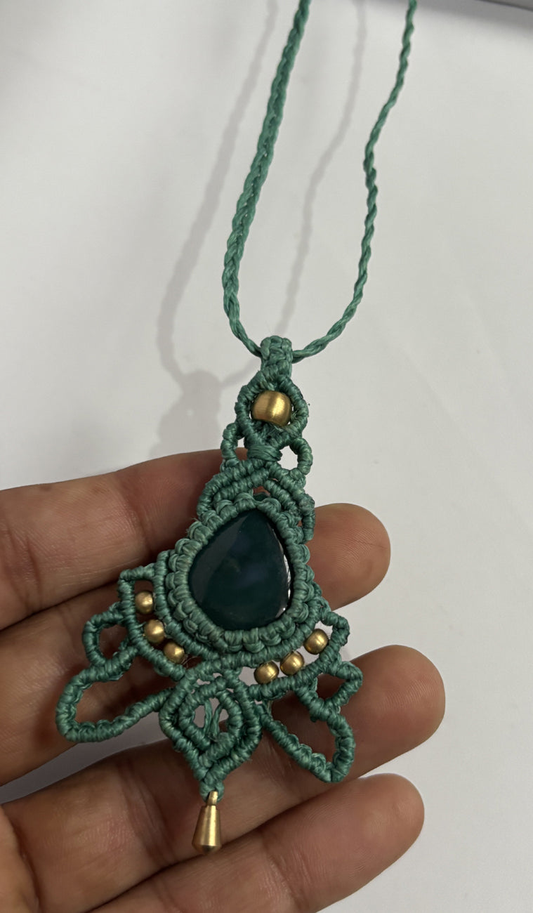 Trendy Crafted By Hand Macrame Necklace Stone Size 20To25MM Heart Shape Black Onyx Gemstone Beads Green Color Threads Bezel Set Necklace For Women And Girl's Jewelry