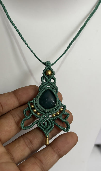Trendy Crafted By Hand Macrame Necklace Stone Size 20To25MM Heart Shape Black Onyx Gemstone Beads Green Color Threads Bezel Set Necklace For Women And Girl's Jewelry