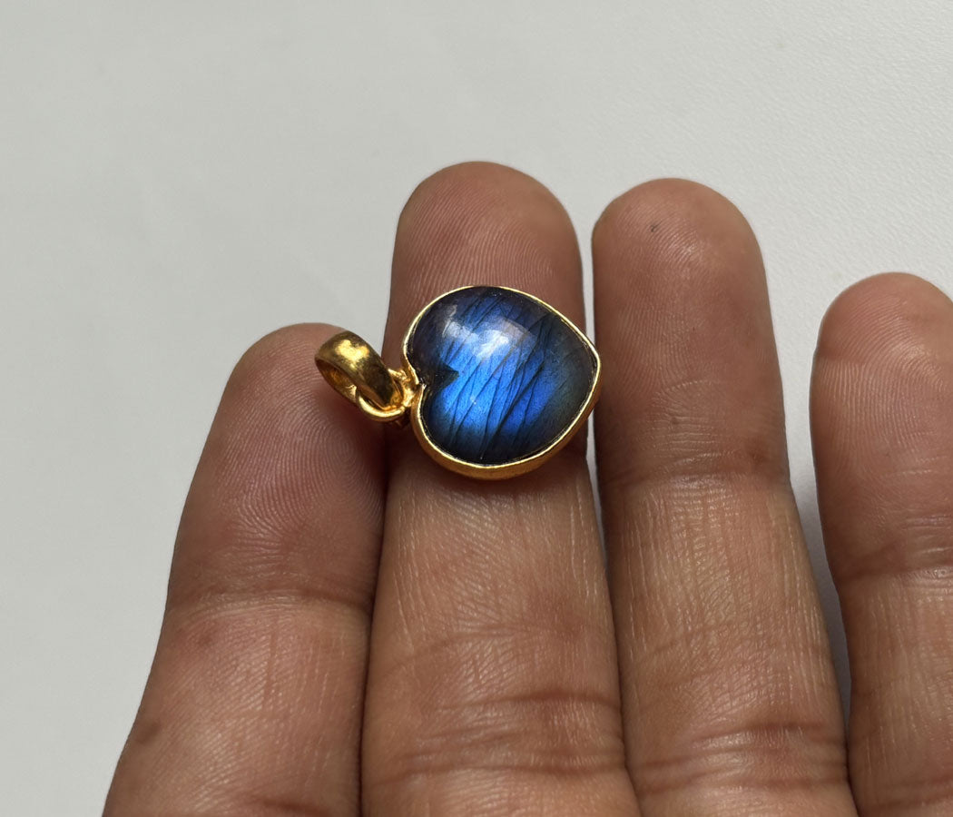 Handmade 10MM Heart Shape Labradorite Gemstone Pendant Bezel Setting 925 Sterling Silver Gold Plated Pendant Anniversary Gift for Wife For Her