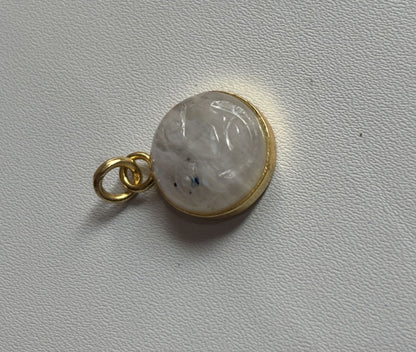 Handmade 14MM Full Moon Face Shape Rainbow Moonstone Pendant Bezel Setting 925 Sterling Silver Gold Plated Pendant Anniversary Gift for Wife For Her